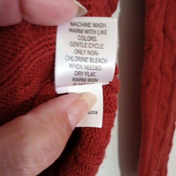 Croft & Barrow crew neck cable knit sweater women's size medium GUC - Picture 6 of 7